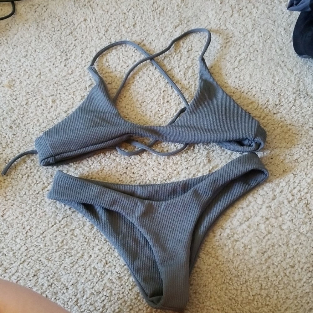 Bathing suit